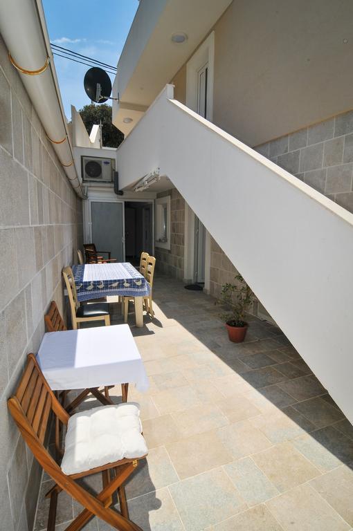 Apartments Zukovac Tivat Exterior photo